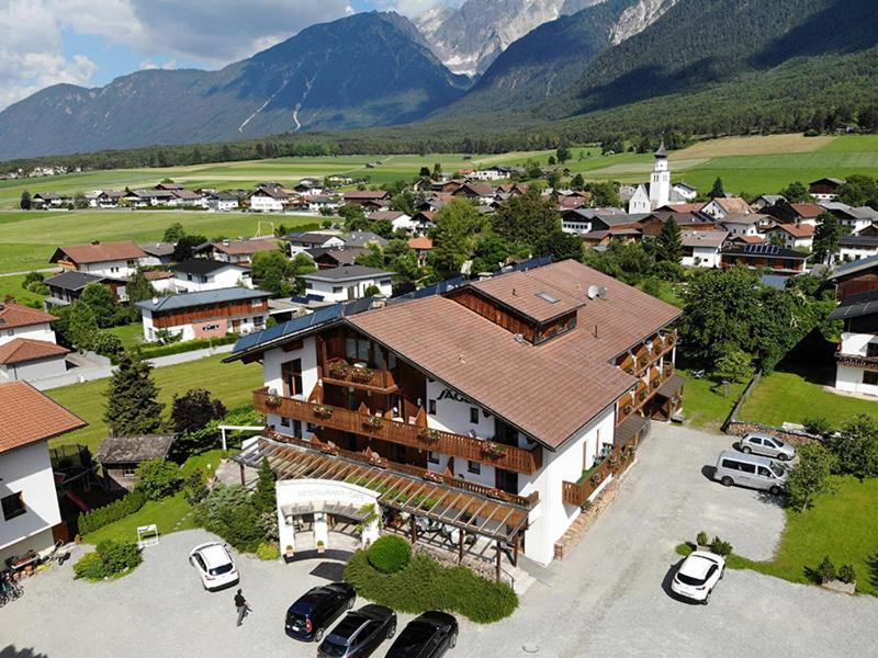 Landhotel Jaeger Top Wildermieming Kültér fotó