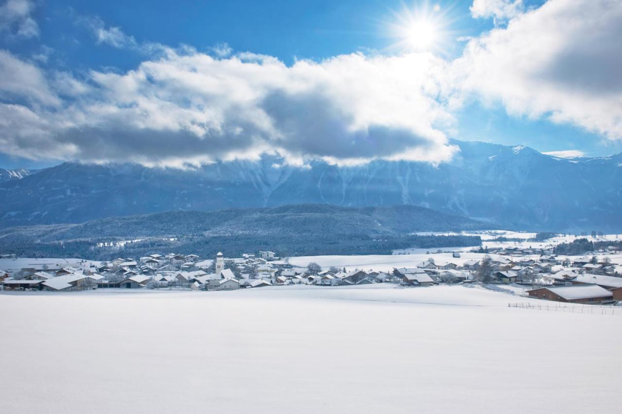 Landhotel Jaeger Top Wildermieming Kültér fotó